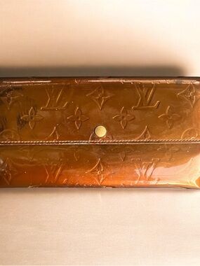 Louis Vuitton Vernis Patent Leather Wallet